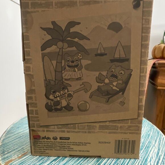 Zuru Hedge Grog Fuggler Funny Ugly Vacay Vibes Monster Stuffed Animal - Picture 3 of 8